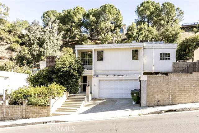 Encino, CA 91436,17064 Escalon DR