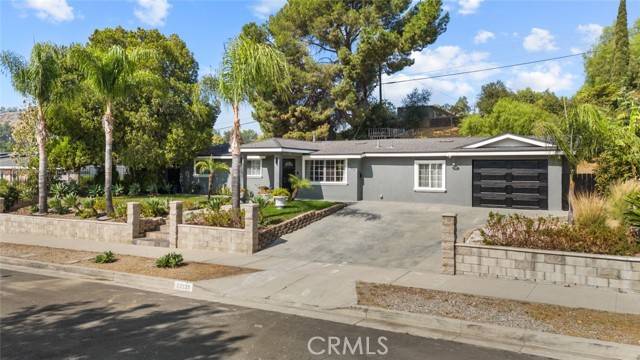 Granada Hills, CA 91344,17125 Sunderland DR