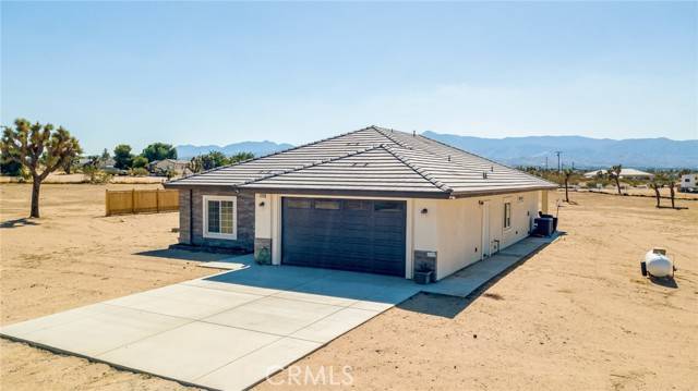 Phelan, CA 92371,11478 Nevada RD