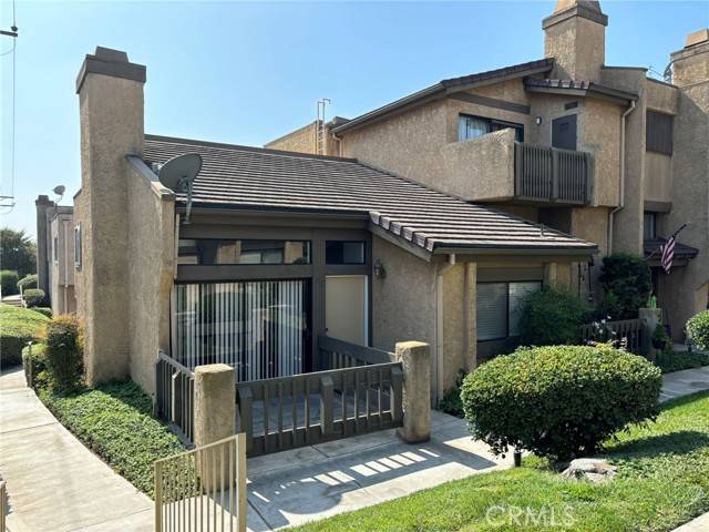 Montebello, CA 90640,522 Jay CT