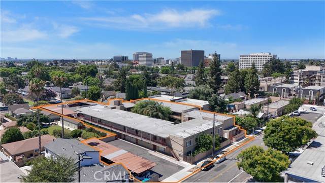 Santa Ana, CA 92701,511 E Washington AVE