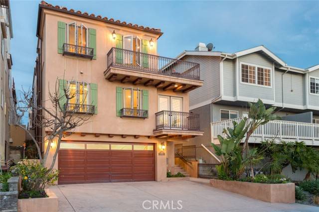 Hermosa Beach, CA 90254,918 Monterey BLD