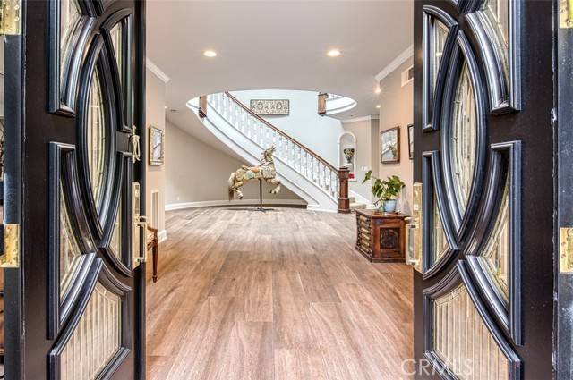 Newport Beach, CA 92660,14 Belcourt DR 7