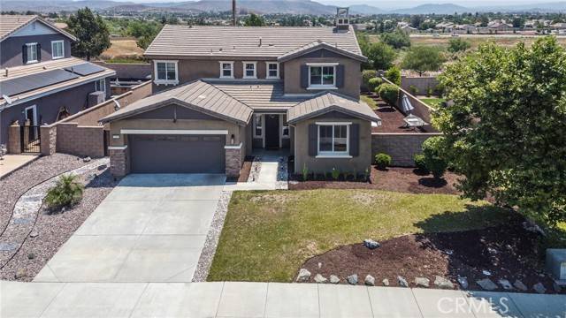 Murrieta, CA 92563,35684 Swift Fox CT