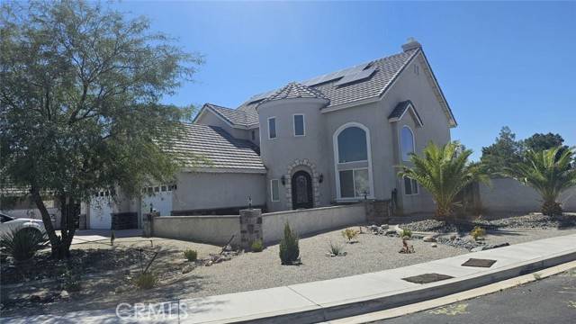 Apple Valley, CA 92308,11238 Lindsay LN