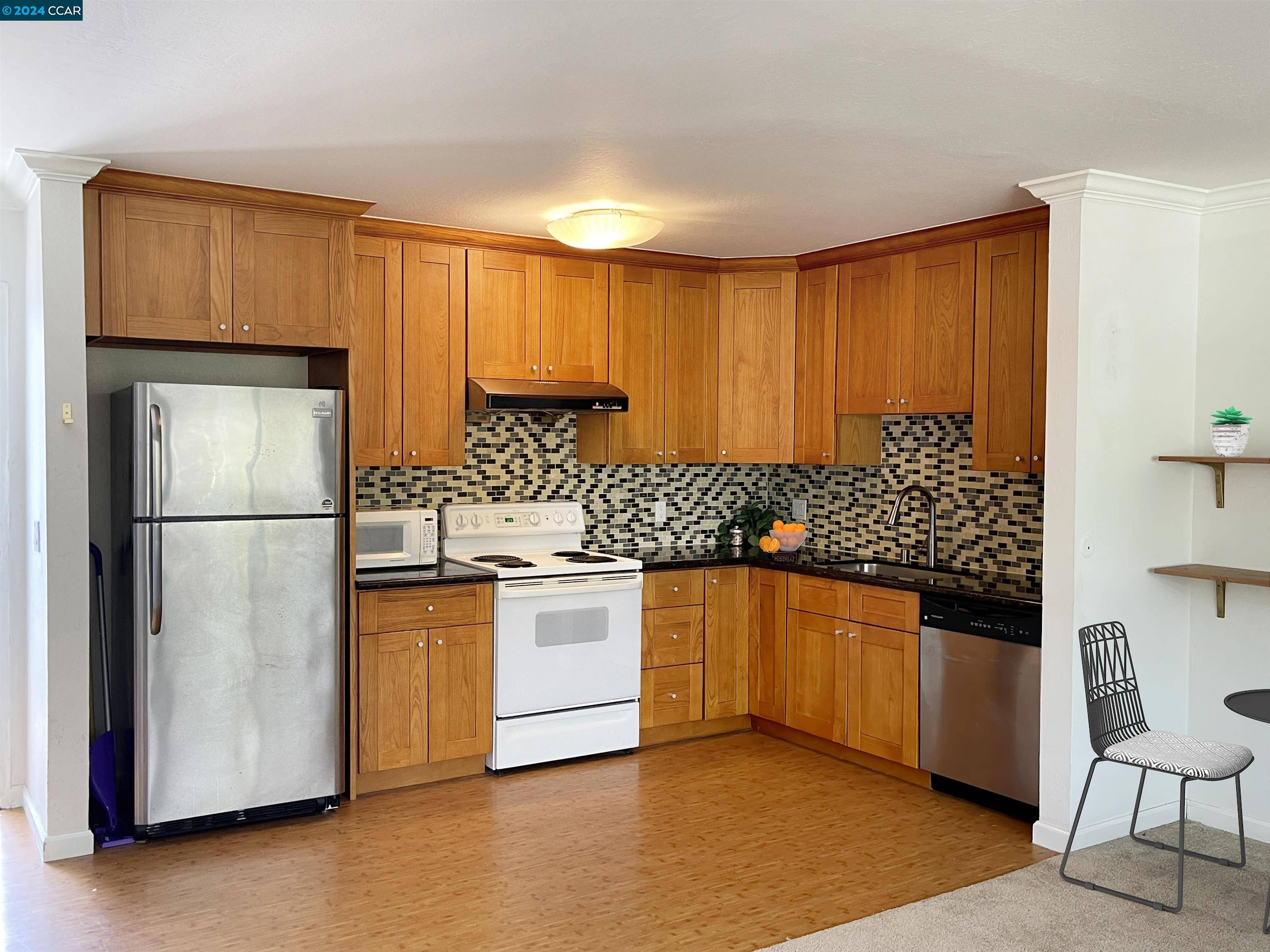 Oakland, CA 94610,455 Crescent Street 315