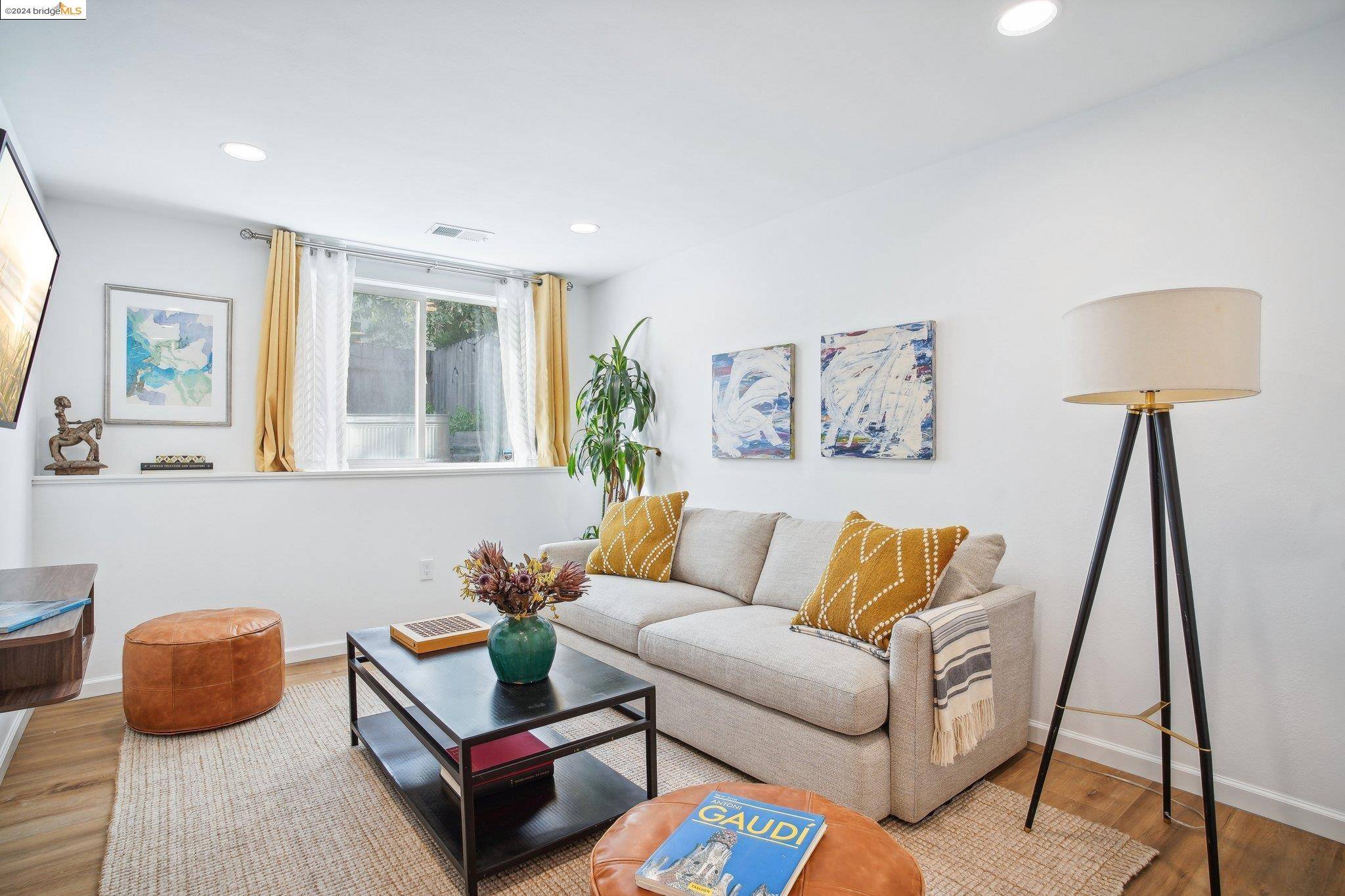 Oakland, CA 94611,4191 Montgomery St
