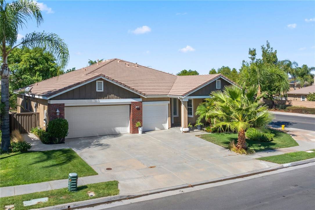 Murrieta, CA 92563,33635 Thyme LN