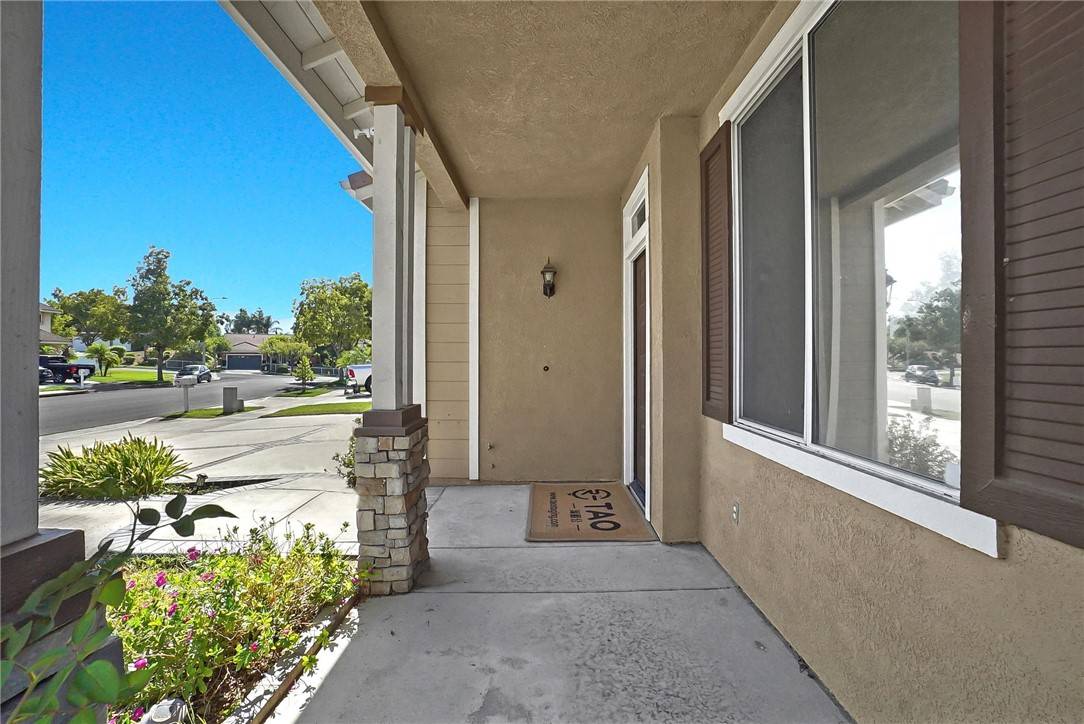 Corona, CA 92879,1317 Hermosa DR