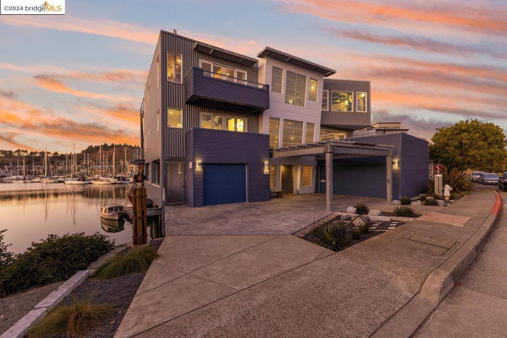 Richmond, CA 94801,1417 Sandpiper Spit