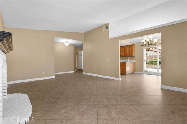 Palmdale, CA 93550,37115 31st ST