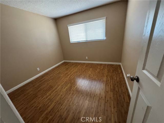 Rialto, CA 92376,220 Lomita DR