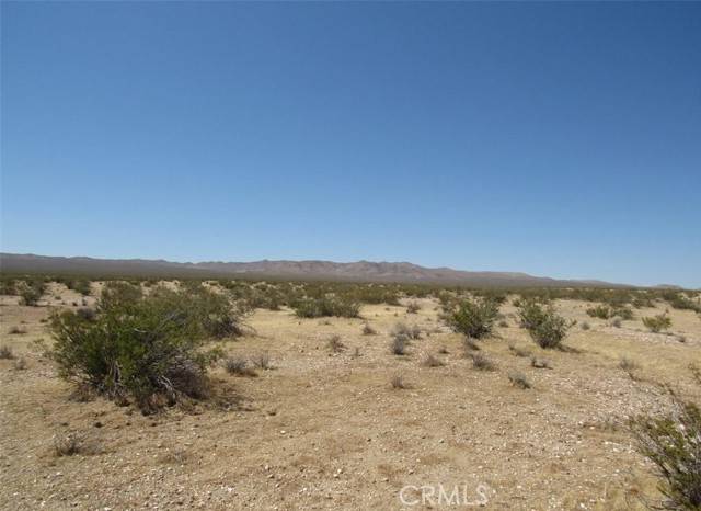 Lucerne Valley, CA 92356,0 0446-032-28-0000