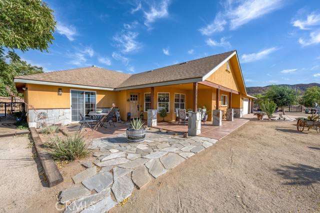 Agua Dulce, CA 91390,34554 Koontz RD