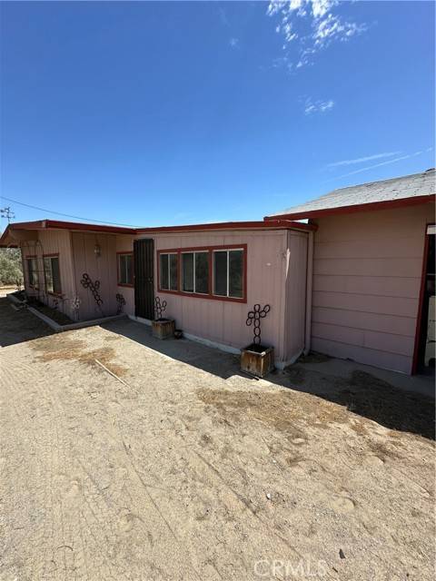 Twentynine Palms, CA 92277,86311 Sampson LN