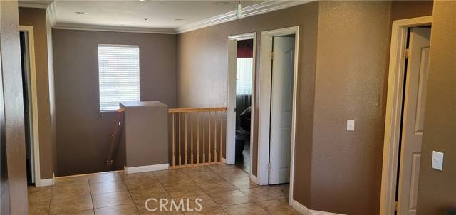 Fontana, CA 92336,6316 High Cliff LN