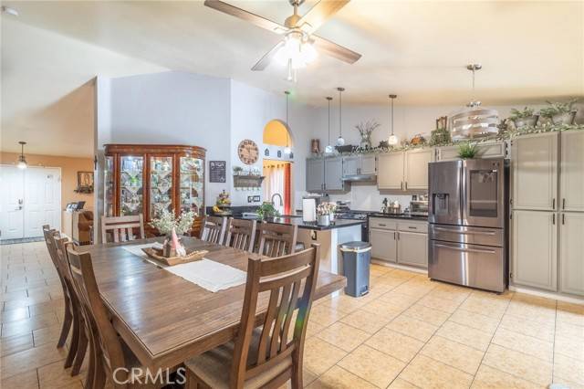 Adelanto, CA 92301,11039 Villa ST