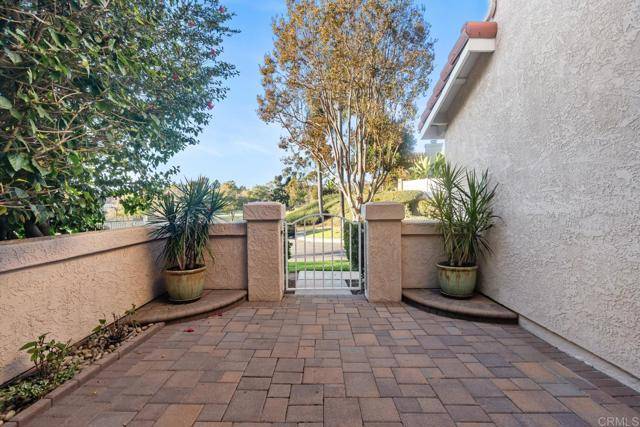 Vista, CA 92081,1093 Almeria Ct