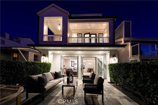 Corona Del Mar, CA 92625,512 Jasmine AVE