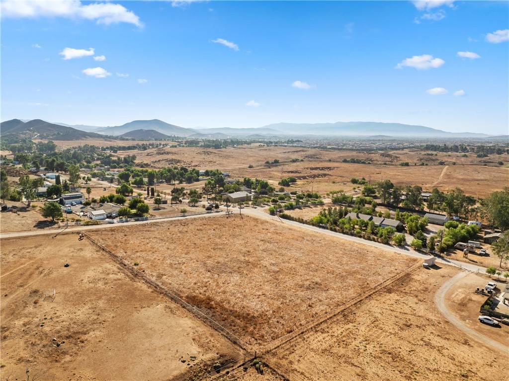 Menifee, CA 92584,0 Curzulla RD