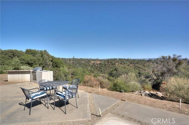 North Fork, CA 93643,54482 Pine Tree LN