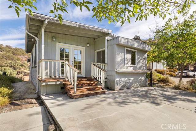 Bradley, CA 93426,53121 Smith RD
