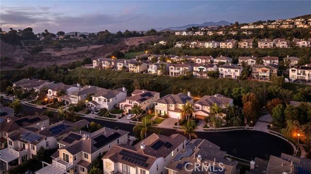 San Clemente, CA 92673,1715 Colina Terrestre