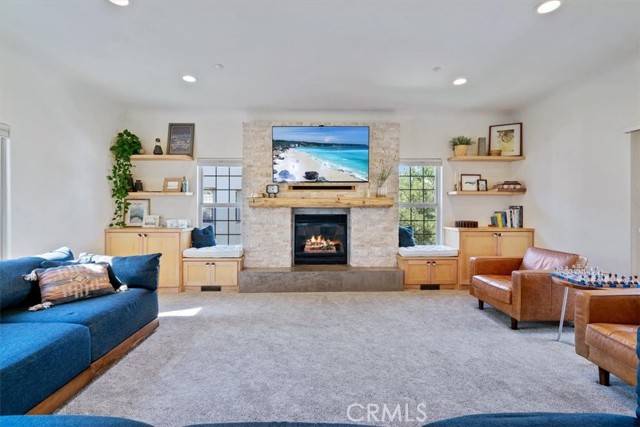 San Luis Obispo, CA 93401,546 Bluerock CT