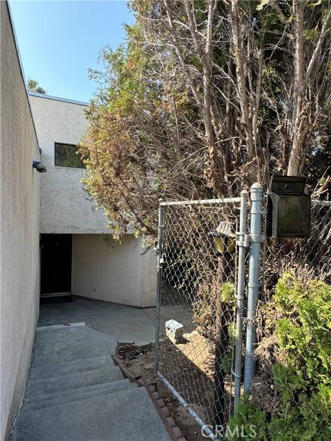 Los Angeles, CA 90032,4812 E Seldner AVE