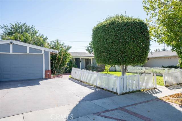 Canyon Country, CA 91351,19028 Drycliff ST