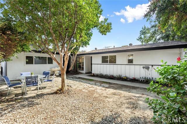 Granada Hills, CA 91344,11414 Haskell AVE