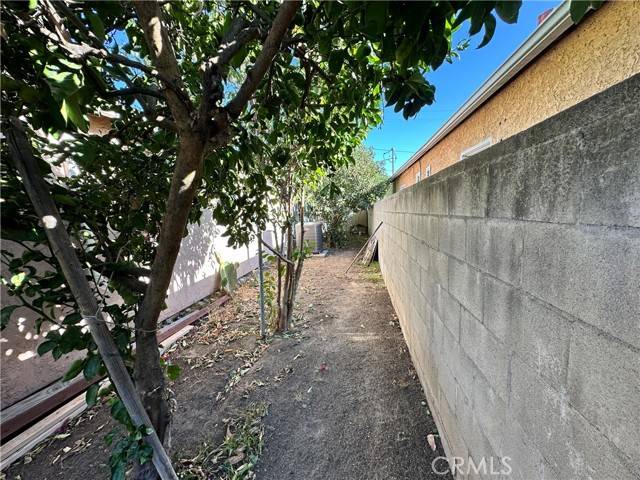 Sylmar, CA 91342,13614 Sayre ST