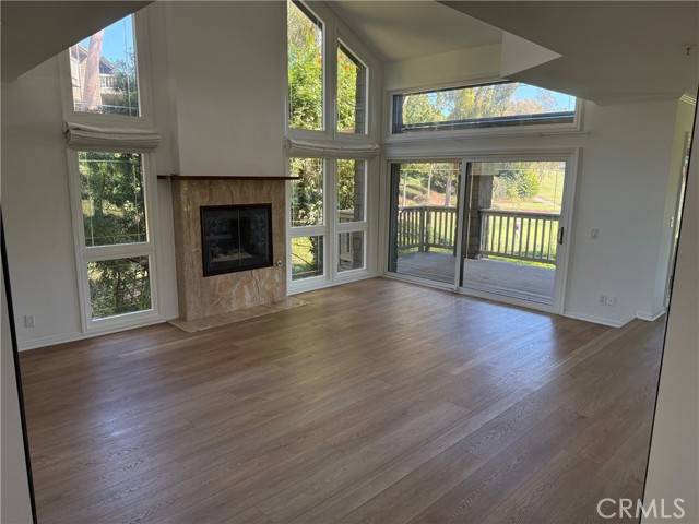 Newport Beach, CA 92660,17 Sea Island DR