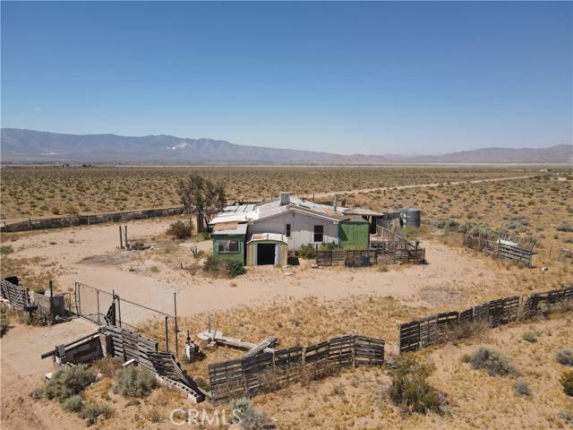 Lucerne Valley, CA 92356,15030 Fairlane RD