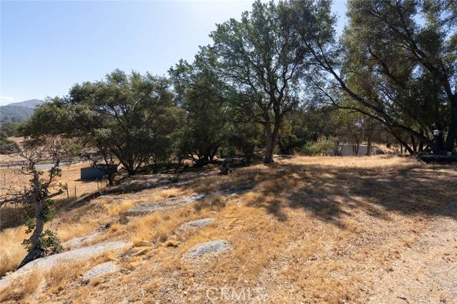 Prather, CA 93651,30289 Auberry RD