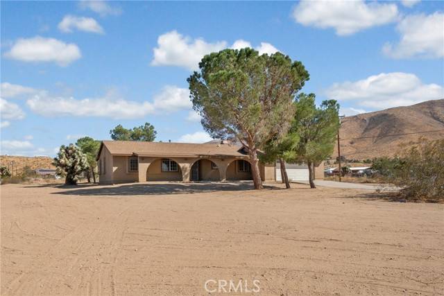 Apple Valley, CA 92308,9459 Sagebrush ST