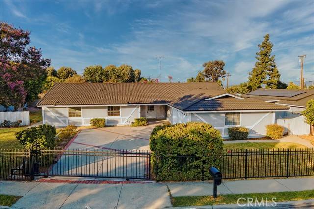 Hacienda Heights, CA 91745,14407 Autumn Moon DR