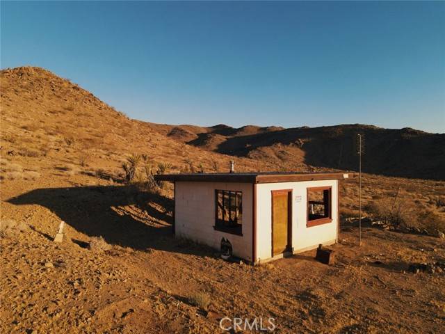 Landers, CA 92285,55325 Sunnyslope DR