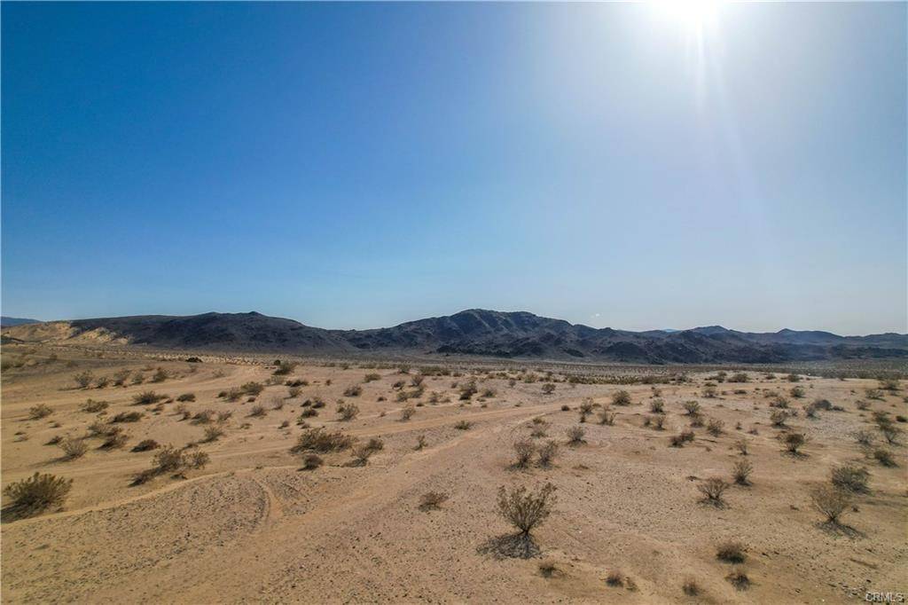 Twentynine Palms, CA 92277,123 Valle VIS