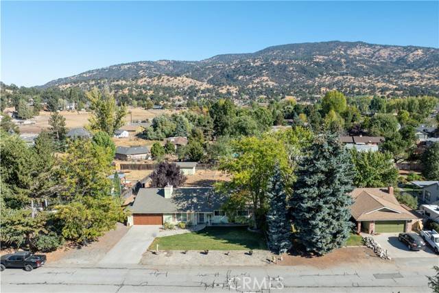 Tehachapi, CA 93561,30091 Caddy LN