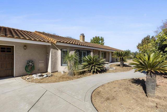 Fallbrook, CA 92028,1333 Via Encinos DR