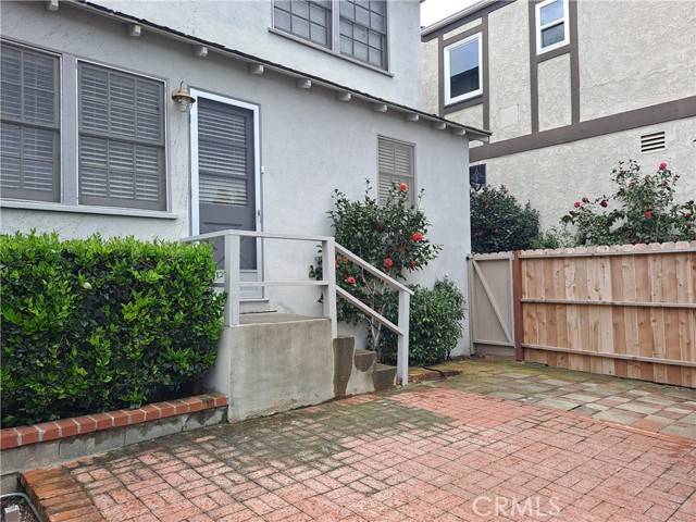 Corona Del Mar, CA 92625,519 Poppy AVE