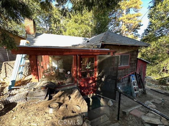 Crestline, CA 92325,705 Ashlar DR