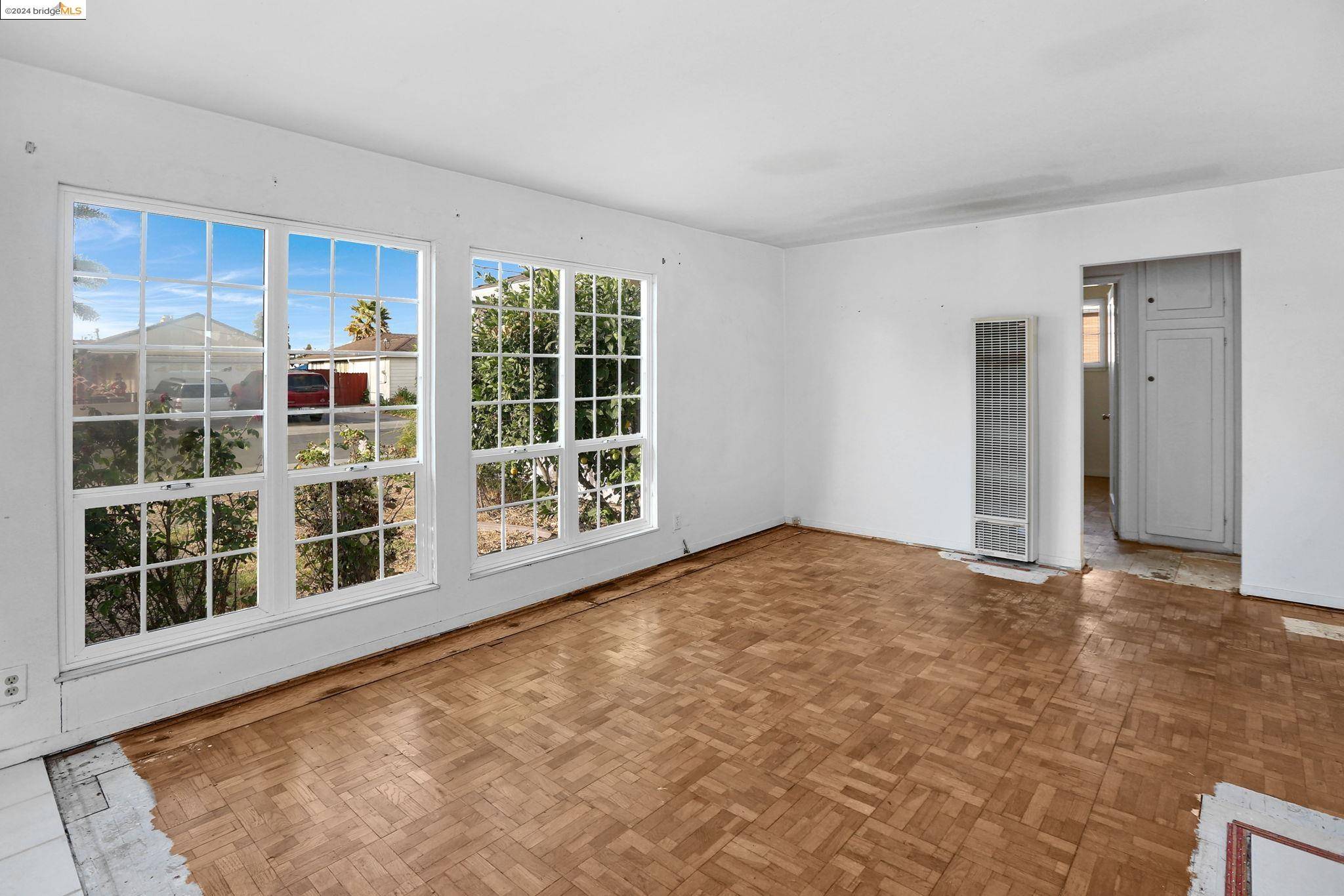 San Leandro, CA 94579,14736 Pepperdine St