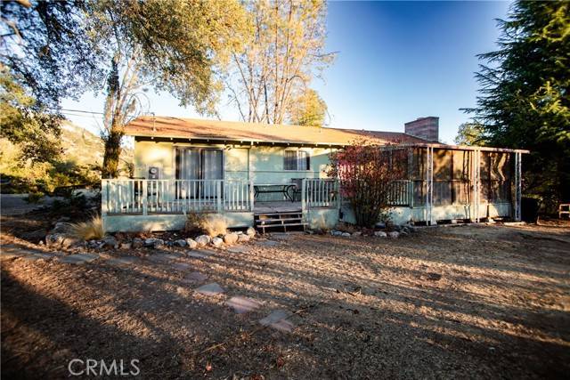 Clearlake Oaks, CA 95423,3041 Wolf Creek RD