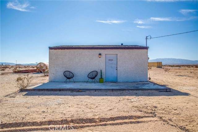 Twentynine Palms, CA 92277,82229 Raven Roost RD