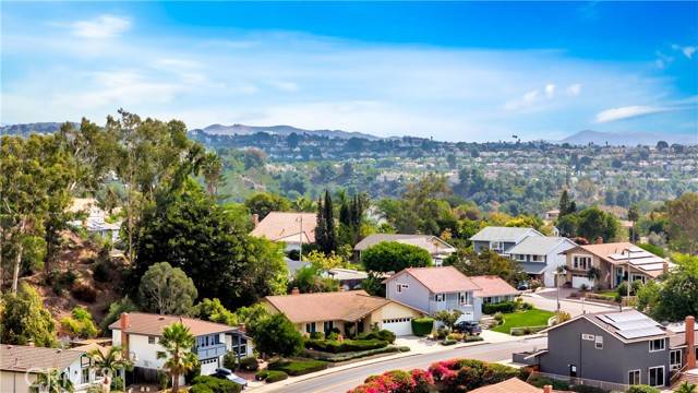 Mission Viejo, CA 92691,25192 Pericia DR