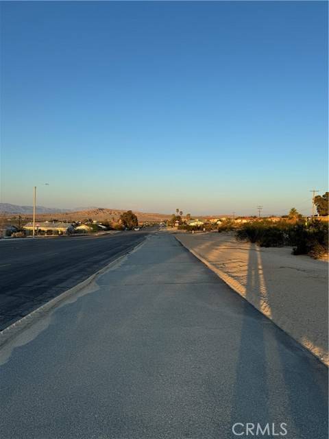 Twentynine Palms, CA 92277,0 2 Mile RD