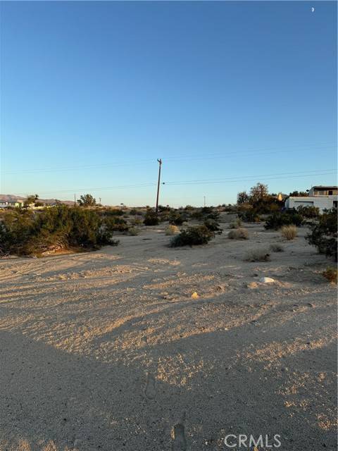 Twentynine Palms, CA 92277,0 2 Mile RD