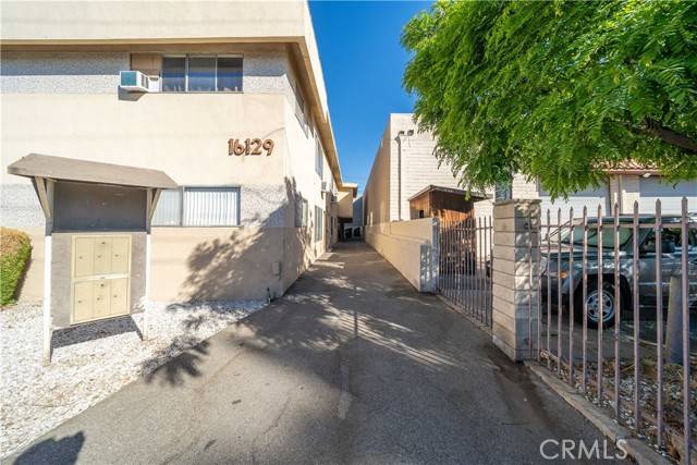 Van Nuys, CA 91406,16129 Cantlay ST